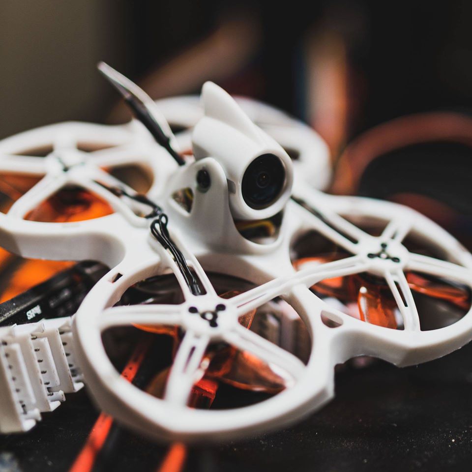 Emax Tinyhawk II 2 RTF FPV Rac – Drone Racing Charger Bewertung und Preis